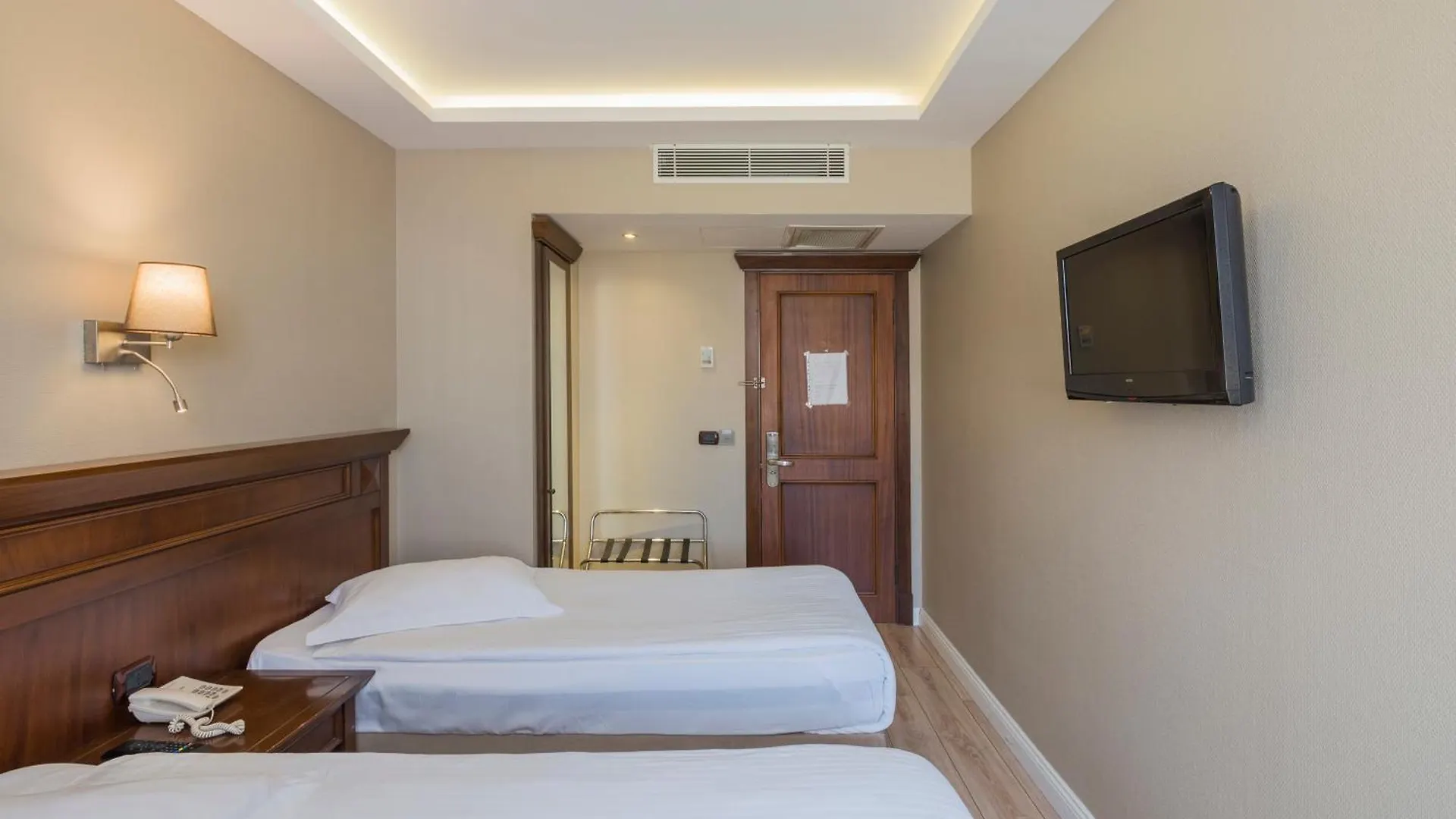 Semsan Hotel Istanbul
